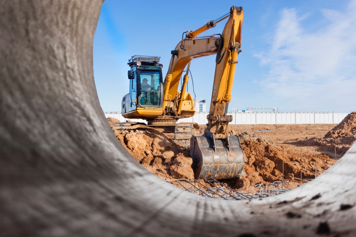 Cutting Edge Okanagan Excavator